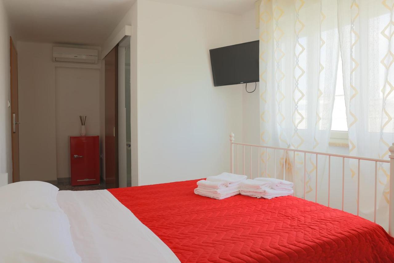 Bed&Bread Piazza 'Nzegna Bed and Breakfast Carovigno Eksteriør billede
