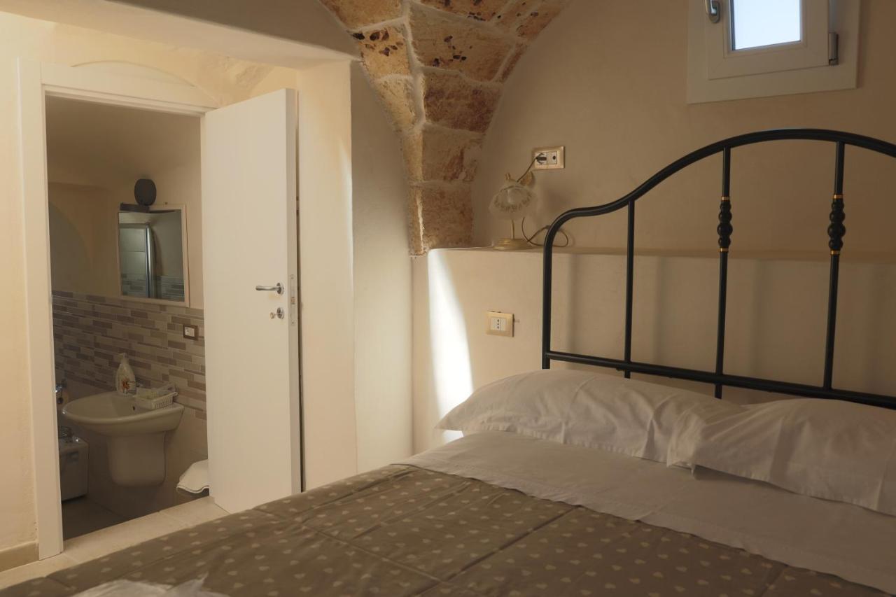 Bed&Bread Piazza 'Nzegna Bed and Breakfast Carovigno Eksteriør billede